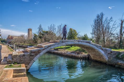 Devils Bridge, Italy | Obelisk Art History