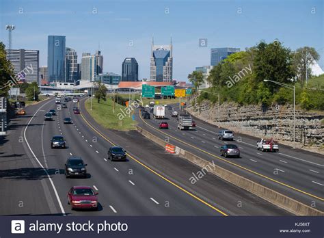 Automobile traffic on interstate 65 with downtown Nashville and the Stock Photo: 166073904 - Alamy