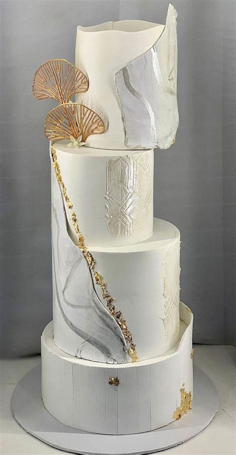 40 Beautiful Wedding Cake Trends 2023 : Mild Marble Cake