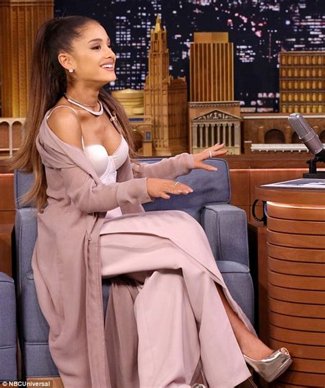 Ariana Grande shows off her girly side in blush on Jimmy Fallon | Daily ...