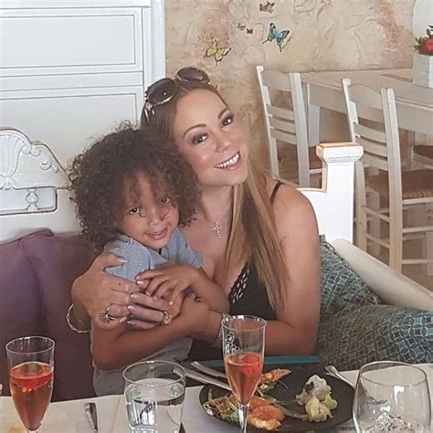 Mariah Carey Shares Family Vacation Photos of Her Kids in Greece ...