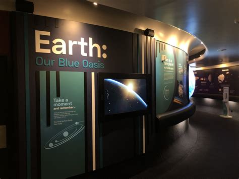 Brisbane Planetarium - Earth: Our Blue Oasis Xzibit