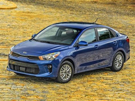 2020 Kia Rio Review, Pricing, and Specs