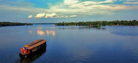 Kumarakom Backwater Packages, Kumarakom Houseboats