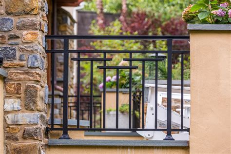 Clean lines in this geometric styled contemporary railing | Railing ...