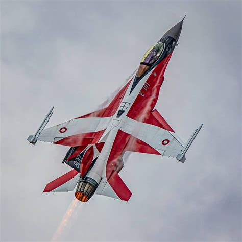 Royal Danish Air Force F16AM in a beautiful livery, celebrating 800 years of the Danish flag ...