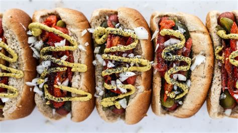 chicago style hot dog buns