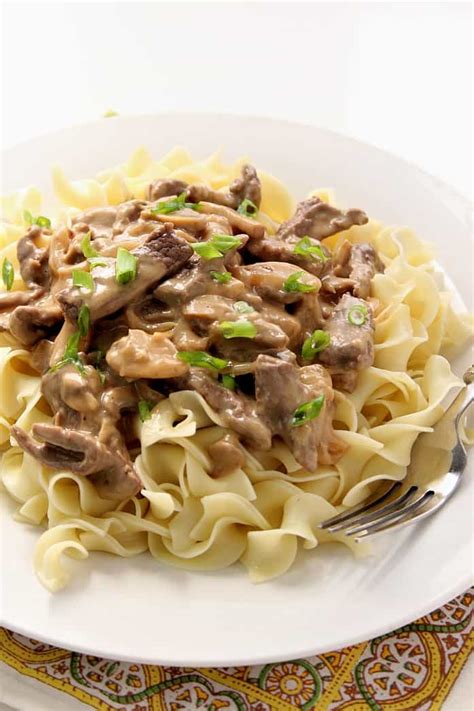 20-Minute Beef Stroganoff Recipe - Crunchy Creamy Sweet