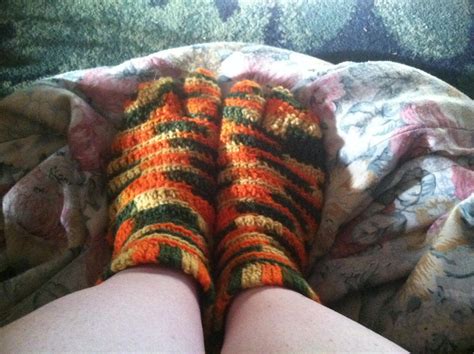 crochet tabi socks by Mayzen on DeviantArt