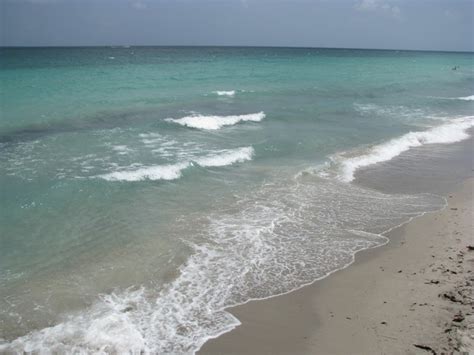 Dania Pier Beach, Dania, Florida | Best public beaches near Hollywood