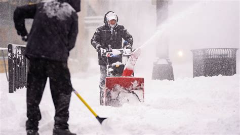 Nearly 1 million power outages reported in cross-country winter storms ...