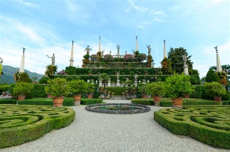 14 Most Beautiful Gardens in Italy | PlanetWare