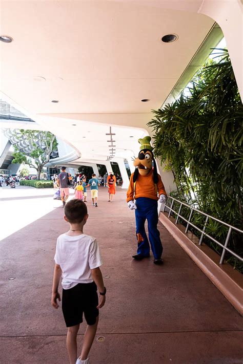 Where to find Goofy at Epcot in Disney World - Jenna Loves Magic