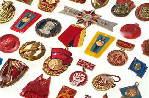 DDR Awards & Badges - GreatMilitaria.com