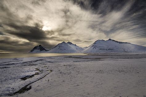 Landscapes Of Iceland During The Winter | Bored Panda