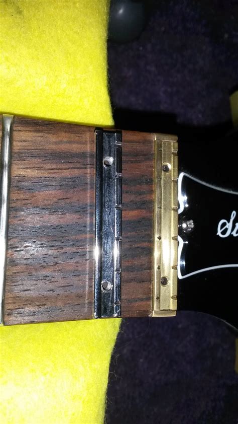 Replacing a Gibson zero fret nut: Replacing a Gibson zero fret nut