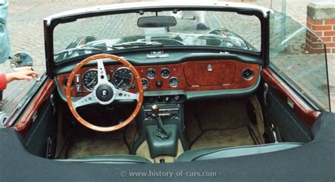 1969 Triumph TR6 interior: gorgeous simplicity!! | Triumph tr6, Triumph tr3, Triumph