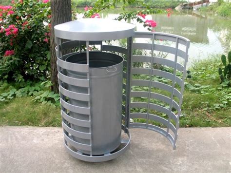 Commercial Outdoor Trash Receptacle / SPT-C15 | Sunperk Site Furnishings