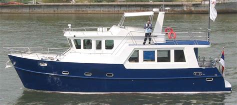 TRAWLER YACHT 48, trawlers, passagemakers, live-aboard, Bruce Roberts ...