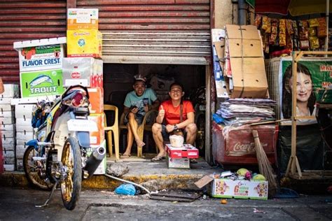 Street Photography in Manila - Brendan van Son Photography