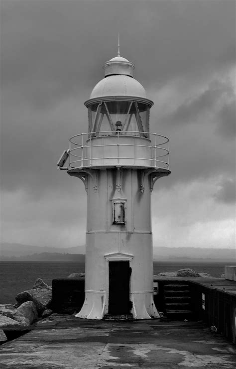 Brixham Breakwater Lighthouse | South devon, Lighthouse, Devon