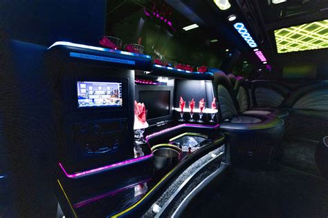 Black Cadillac Escalade Stretch Limousine | BBZ Limo