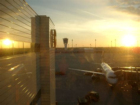 Free Stock photo of Airport at sunset | Photoeverywhere