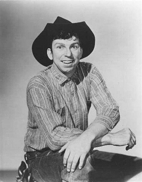 Slim Pickens | Old western movies, Slim pickens, Western movie