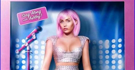 SNEAK PEEK : "Black Mirror: Ashley O On A Roll