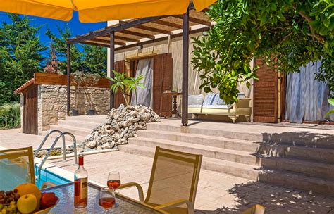 6 REASONS TO CHOOSE A VILLA HOLIDAY IN CRETE | Amazing Villas in Crete Blog