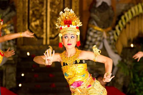 7 Destinasi Wisata Budaya Terfavorit Di Bali - Malovanti