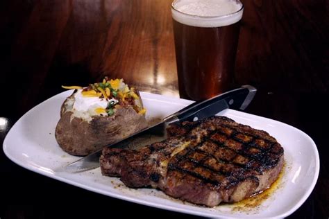 Longhorn Steakhouse - Best places to eat in Atlanta, GA | Atlanta Eats