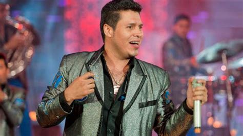 OSWALDO SILVAS VOCALISTA DE LA "BANDA MS" DA POSITIVO A COVID-19 - Arturo Ortiz