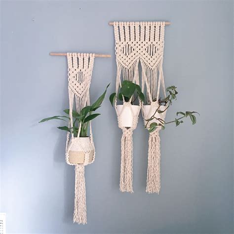 Macrame Wall Hanging Planter / Handmade Natural Plant Hanger / | Etsy Macrame Diy, Macrame Decor ...