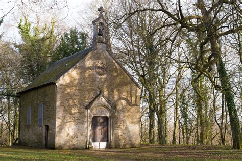 Exploring the ruins of the Dudelange Castle - Luxembourg - Road Trips around the World