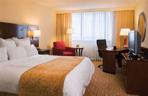 Jake's 58 Casino Hotel (Islandia, NY) - Resort Reviews ...