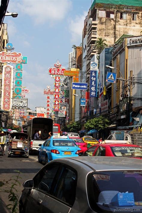 Chinatown Bangkok Thailand - a Bangkok dragon walking tour