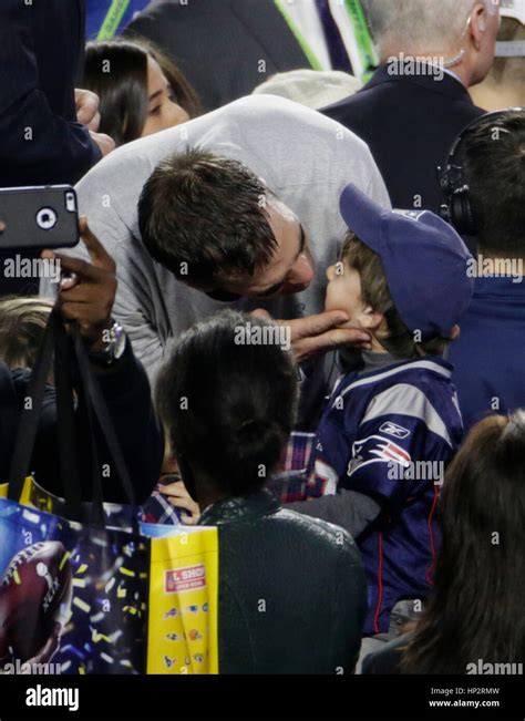 Tom Brady Son Benjamin : Tom Brady S Wife Gisele Helped Him Accept Son ...