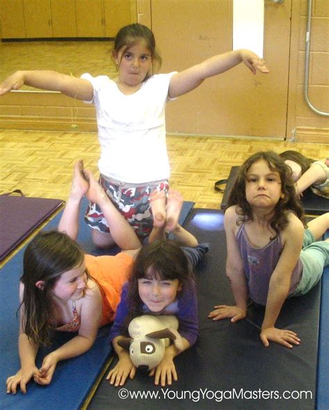 5 Benefits of Kids Yoga