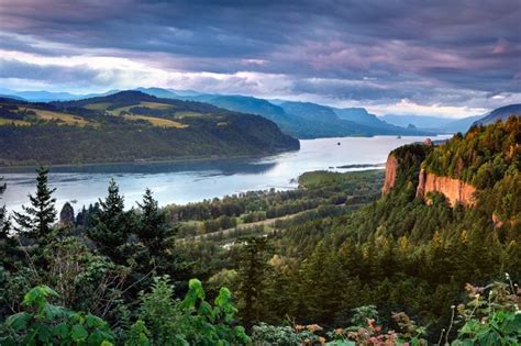 Discover the Best Columbia River Gorge Hikes in Summer 2018