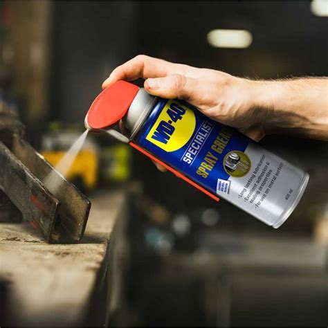 Wd40 Specialist Spray Grease Lubricant 400ml 44215 Wd-40 | Sealants and Tools Direct