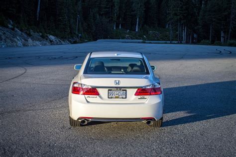 2015 Honda Accord Touring V6 - Autos.ca