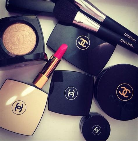 Chanel Makeup Pictures, Photos, and Images for Facebook, Tumblr, Pinterest, and Twitter