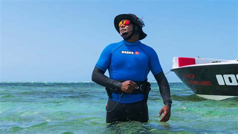 Kitesurf Lessons in Le Morne - Mauritius | ION CLUB