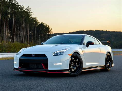 Nissan Gtr R35 Nismo Wallpaper - Margaret Wiegel