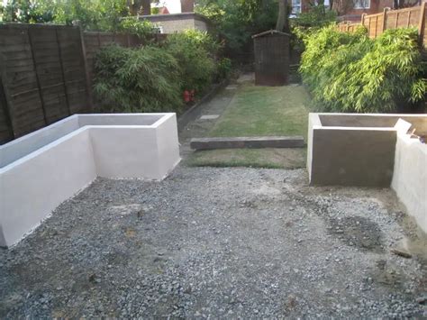 Rendered garden walls crumbling | DIYnot Forums