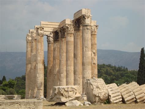 Temple of Olympian Zeus | Erasmus blog Athens, Greece