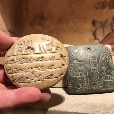Sumerian / Babylon / Assyrian Cuneiform tablets - Ancient writing Mesopotamia