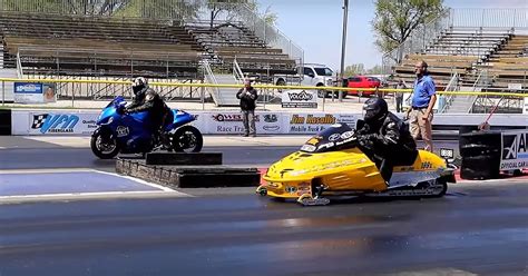 Snowmobile vs Suzuki Hayabusa Is the Weirdest Drag Race You'll See Today - autoevolution