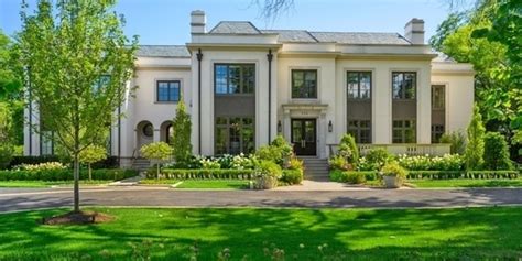 Suburban Chicago mansions are hot sellers this winter | Crain's Chicago ...